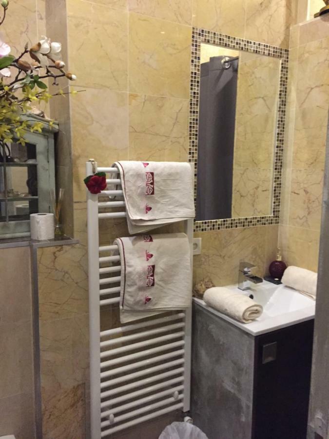 Chambre Et Salle De Bain Cocooning Labellisee ニース エクステリア 写真